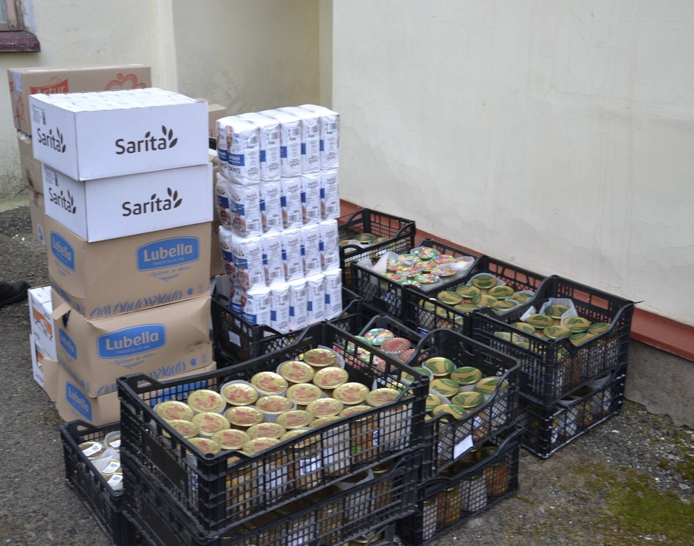 Острозька академія передала продукти харчування для українських захисників dlvr.it/SjZnD8