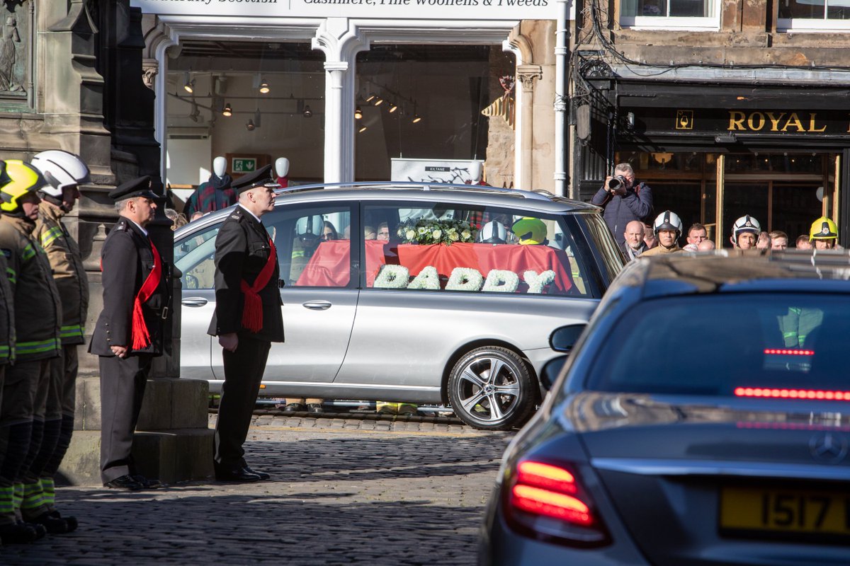 fbunational's tweet photo. Today, Firefighter Barry Martin was laid to rest following a service at St Giles Cathedral in Edinburgh.

Hundreds of firefighters and members of the public lined the streets in a powerful testament to Barry's bravery and dedication.  

We will never forget his sacrifice. https://t.co/e1L23ddEdj