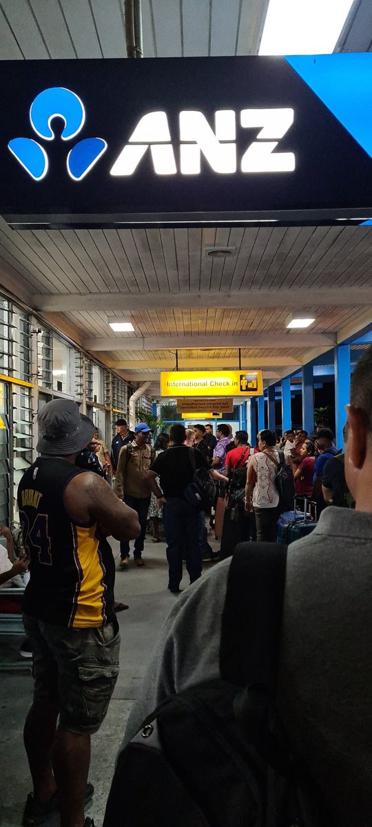 MariaShumusti's tweet image. Extremely unusual queue here at #Nausori airport for the morning flights to #Nadi 😰