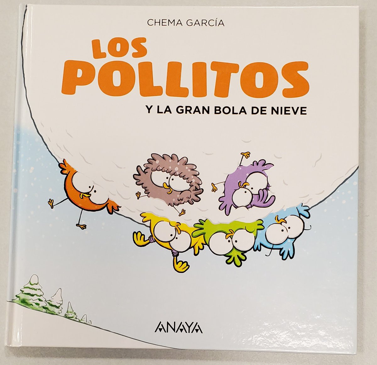 Profe_Robinson's tweet photo. K-2 read Los pollitos y la gran bola de nieve and later followed directions to color in a picture of a ⛄️. While I provided lots of scaffolding in K and some in 1st, most 2nd graders were able to listen to and follow the directions in Spanish without relying on visuals. https://t.co/hV7BICrfQR
