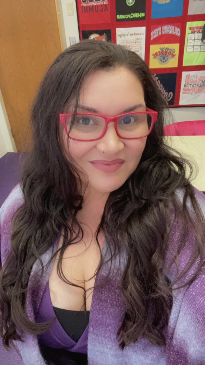 elizabethhayes8's tweet image. It’s 10 degrees in Missouri, but a week from today I’ll be in San Juan, Puerto Rico presenting at a French conference! #PhDLife #AsstProfessor #profesoradeespañol #professeurdefrançais