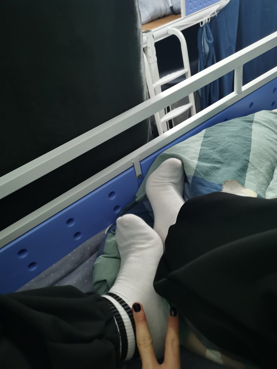 yu57576408's tweet photo. #白袜少年 #白袜 #白袜男孩 #裸足 呜呜呜好肉 https://t.co/7nEkUDlDSF