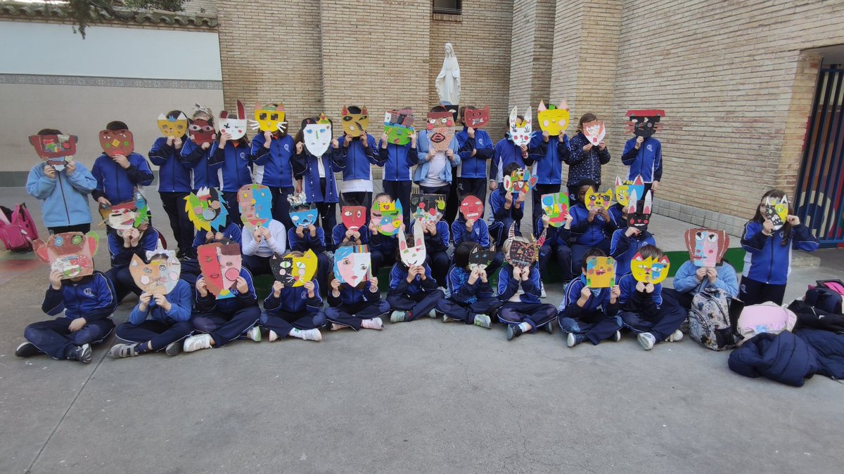 paulaszaragoza's tweet photo. Con la excusa del #Carnaval, 1er ciclo de PRIM @SVP_Zgz ha realizado estas máscaras de material reciclado como homenaje a Picasso en su 50aniversario, ¡artistas! #artsandcrafts #Picasso
#TESELA
#ColegiosHHCC
#EducaciónVicenciana
#SaberMásParaServirMejor
#ConstruimosSueñosDePaz https://t.co/8ytu5YXXql
