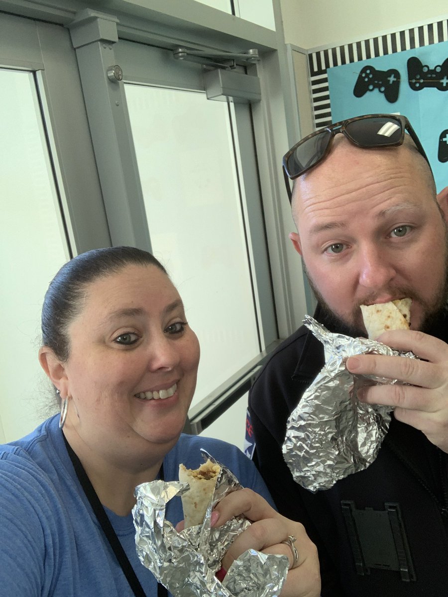 Camey_ES's tweet photo. Best way to check that all the doors are locked - with SRO Elvington &amp; breakfast tacos! #CameyPride https://t.co/n9xkycyPzb