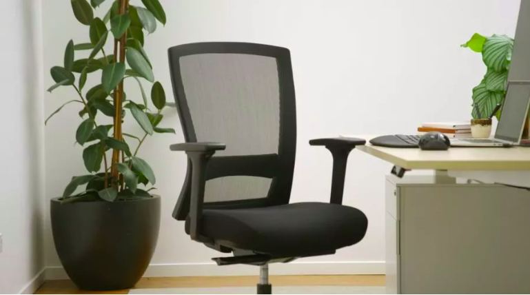 Pretty__home's tweet photo. "Cost Of Computer Chair And Office Chair"

The cost of computer chairs vs office chairs is something to keep in mind when making your decision.

Complete Details: https://t.co/R5gtbi1vmN
#chairs #chair #chairdesign #ChairForLife #chairdecor #Officechair #office https://t.co/GVbFXh9nAp