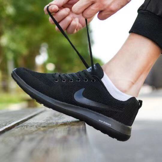 amstore_sd's tweet photo. Nike Air Zoom full black 🌚🔥
High Quality 🛑
Sizes: 41/42/43/44/45
Price 10,500 SDG 
توجد خدمة توصيل داخل ولاية الخرطوم 🚚 
تأكيد الطلب عن طريق ال DM او عن طريق رابط رابط الوتسب https://t.co/8RFLc6akHt https://t.co/71zS4QPBHE