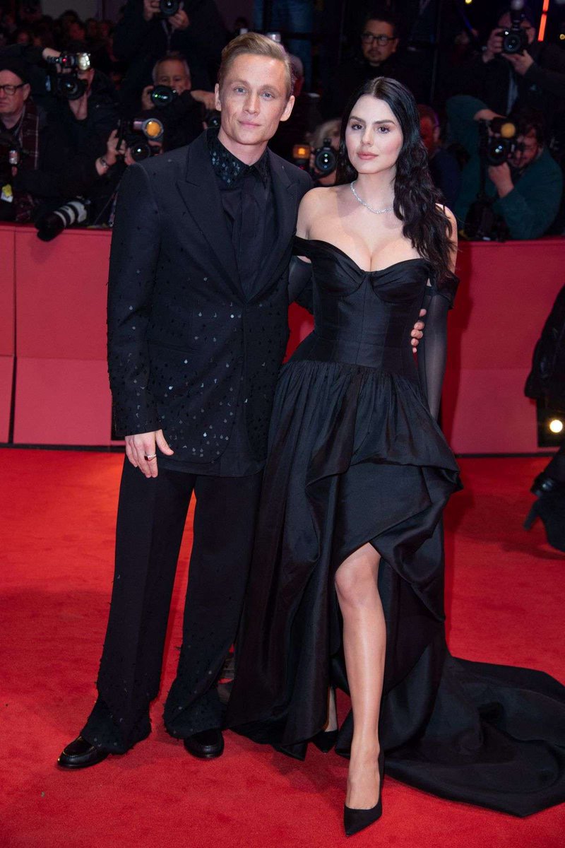 SawFirst1's tweet photo. Ruby O. Fee at 73rd Berlinale International Film Festival Opening Night , Berlin - https://t.co/U0YMLqtVQ2 - #73rdBerlinaleInternationalFilmFestival #Berlin #OpeningNight - #RubyO.Fee https://t.co/Nd51JmiDGQ