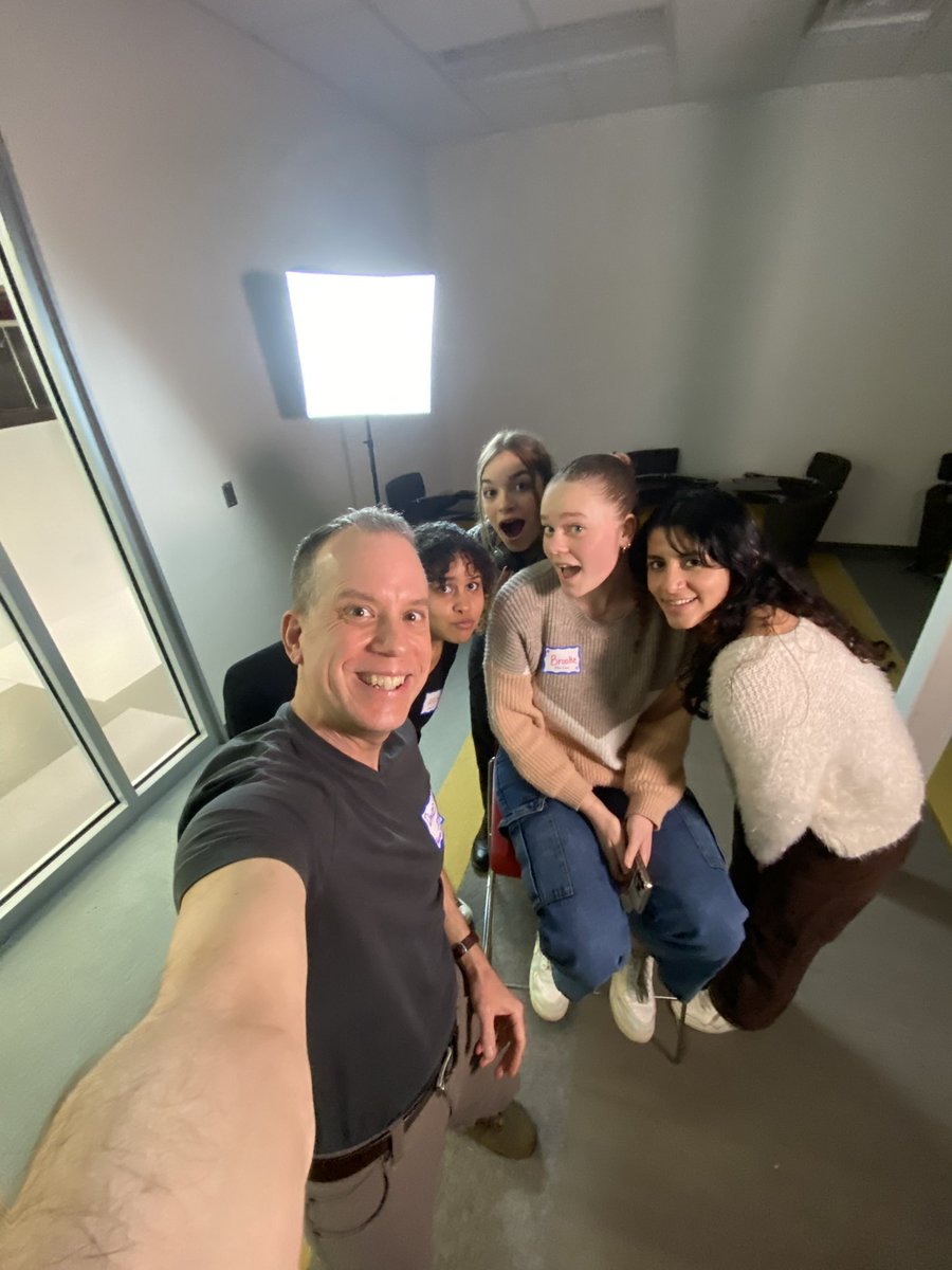 gckeller1230's tweet image. #THIS! @FluCoSchools @pammoran @Amos_ALP @Tinkhani #VaLIN 4.0 #Students document the journey! #TV Production @Drpconstantino @wmSURN @VAEducatorCMJ @WSCBPodcast