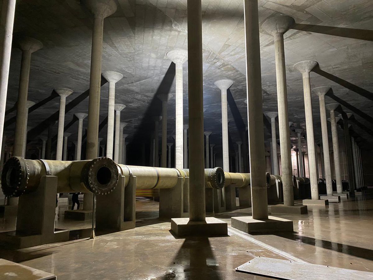 Rand_Water's tweet photo. One of the largest cylindrical and circular reservoir in the world 💦🌎

#vlakfonteinreservoirRandWater
#vlakfonteinreservoir #sustainability #watersecurity
#findingnewways
#KnowBetterDoBetter
[NS] https://t.co/1pOxjtZo1M