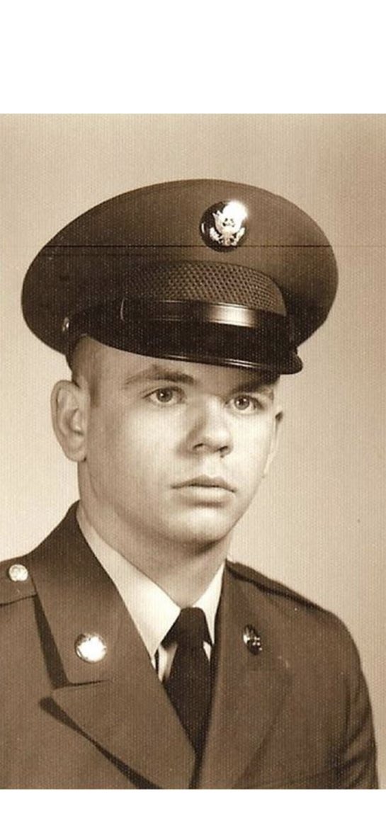 44MagnumBlue1's tweet photo. U.S. Army Private First Class John Delane Volner was killed in action on February 17, 1967 in Kontum Province, South Vietnam. For his extraordinary heroism and bravery that day, John was awarded the Distinguished Service Cross. He was 20 years old. Remember John today. Warrior.🇺🇸 https://t.co/JO6EZAcxoO