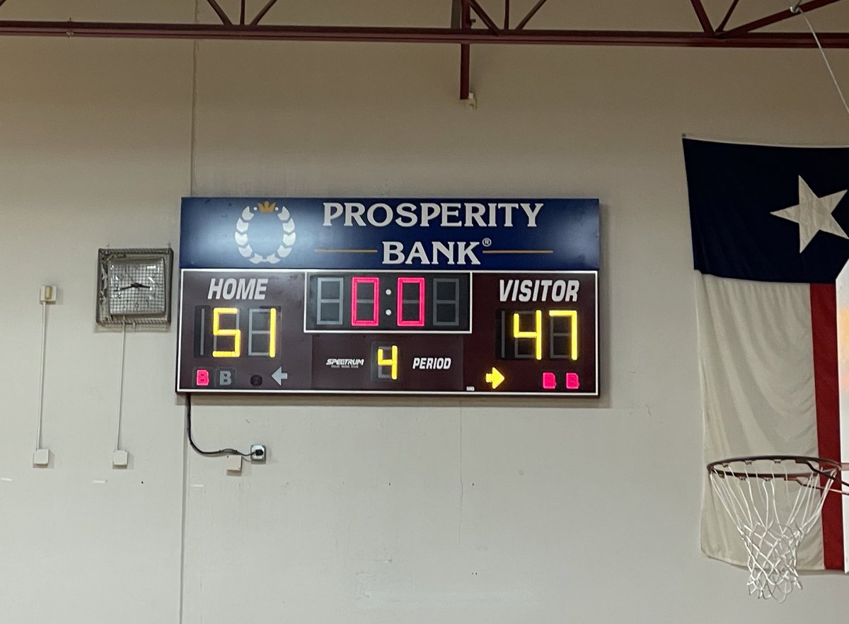 Coach Parisher tweet media