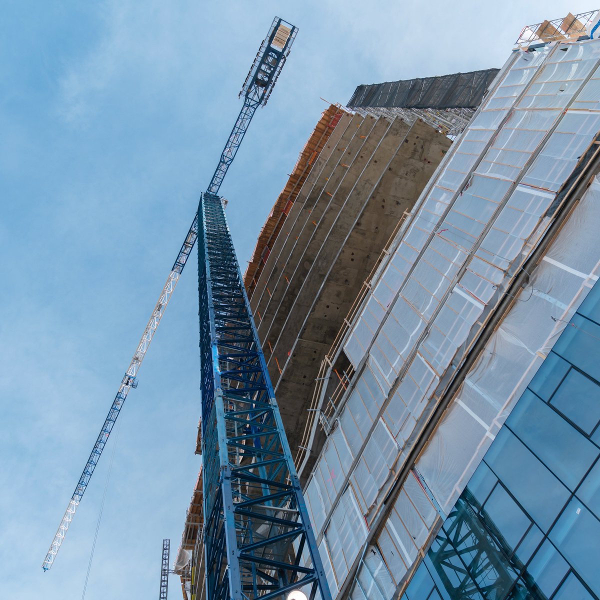 themaxcollab's tweet image. Denver, CO—One River North celebrated topping out in December 2022. A poignant visual shift from other real estate in Denver, One River North redefines urban living through biophilic design. Expected opening late 2023.