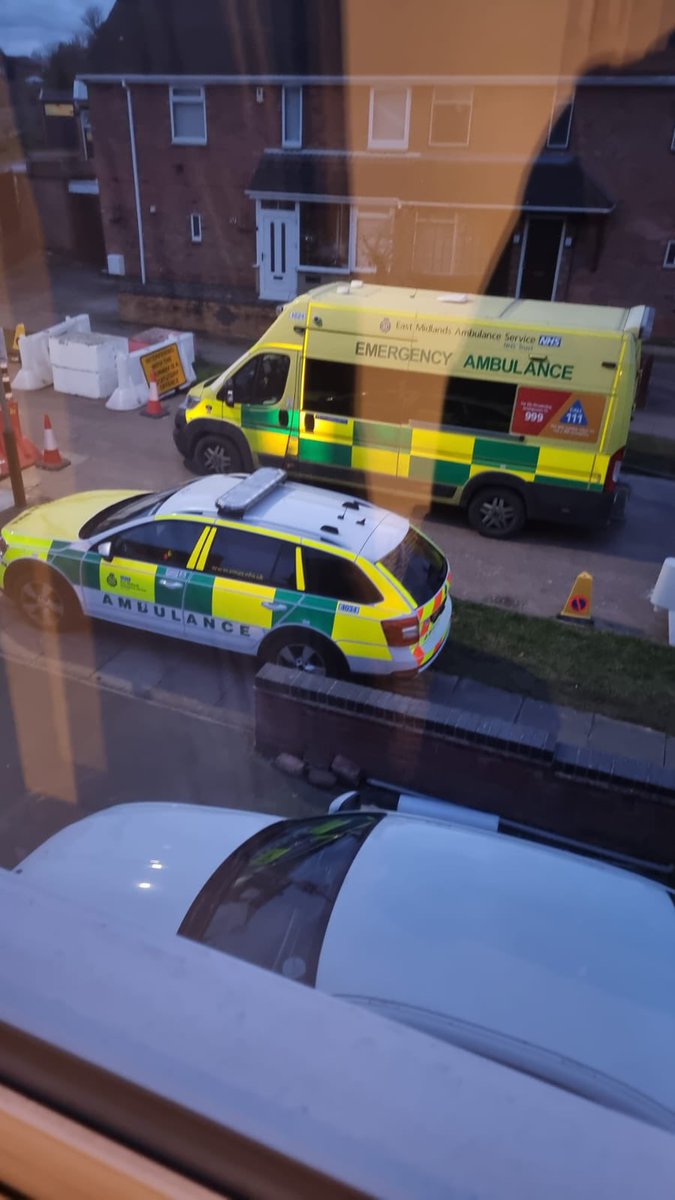 ShahHAli's tweet photo. @OweniteAdam @SirPeterSoulsby Emergency vehicles were supposed to have key access to bollards at Davenport road closure or be diverted. They are having to stop at barricades and walk up the road to deal with emergencies 😡 https://t.co/yfxerLV5vh