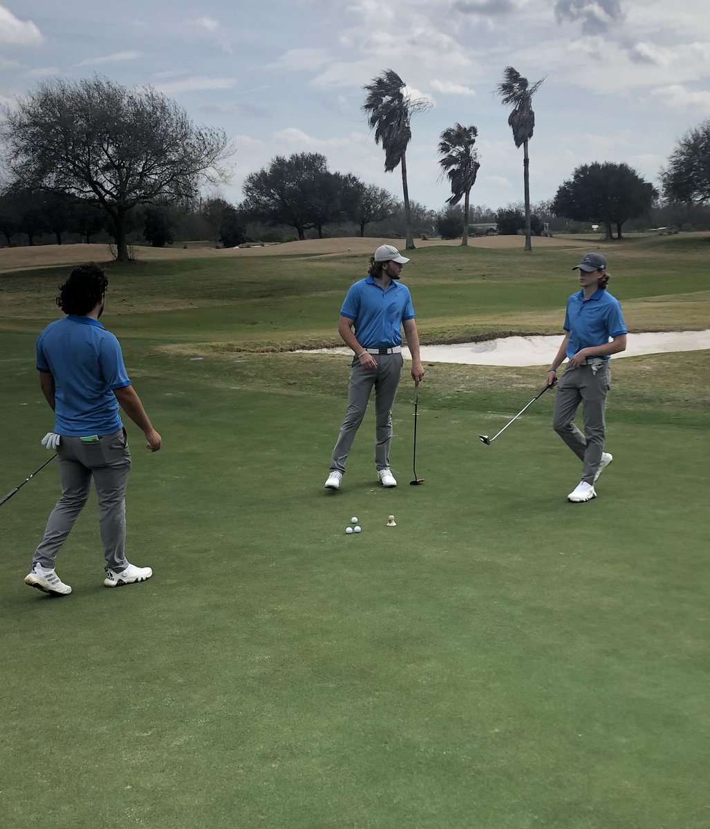 First practice round of the spring is underway.  Be sure to follow live scoring from Savannah Harbor all weekend on golfstat.com.  #HorsePower #GoWood