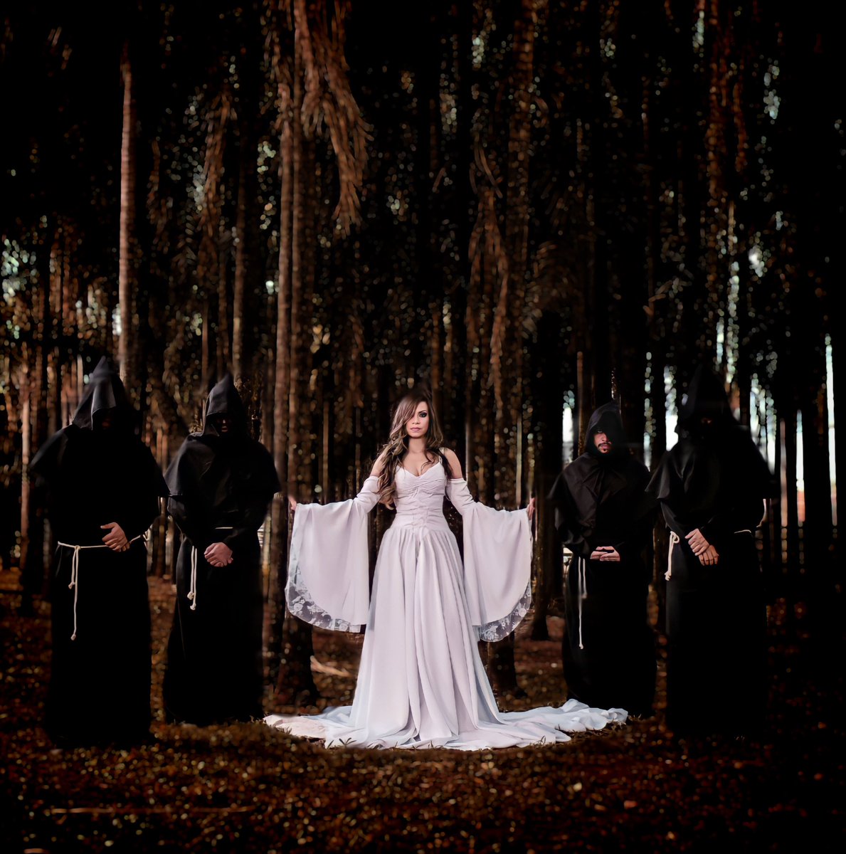 Fifth Essence tweet media