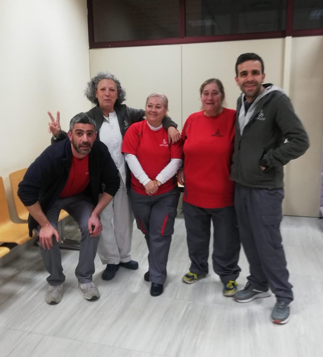 ¡Nuestro equipo! Con personal como el que trabaja en el Edificio de Servicios Múltiples de Guadalajara estamos en la Champions League. Gracias al trabajo de nuestros compañeros el edificio de Servicios Múltiples de Guadalajara luce un aspecto increíble.
#empledis