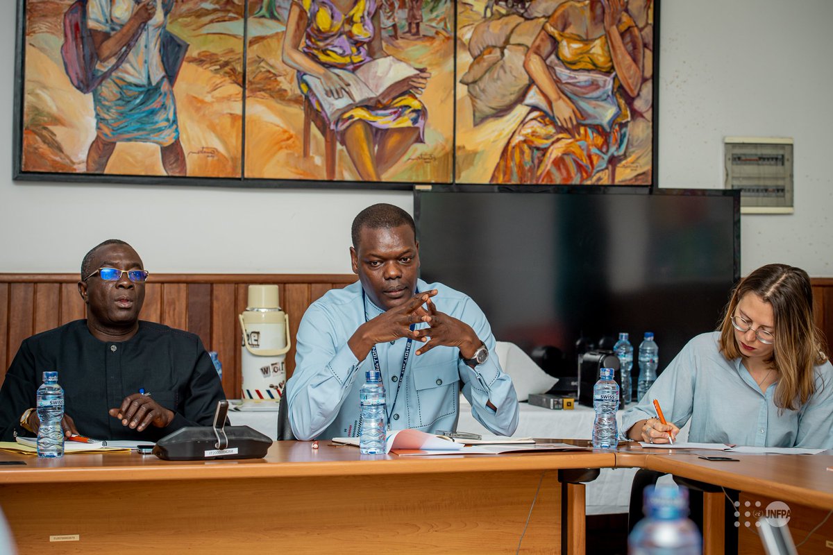 UNFPARDC's tweet photo. #UNFPA assure la présidence de l’équipe de gestion du programme
✅Dr @eugene_kongnyuy est le nouveau président du groupe de travail de l’équipe de gestion du programme (PTM) @ONURDCongo. 
✅Objectif: renforcer l’esprit «One UN» dans la mise en œuvre des interventions. https://t.co/5PX41SOTx3