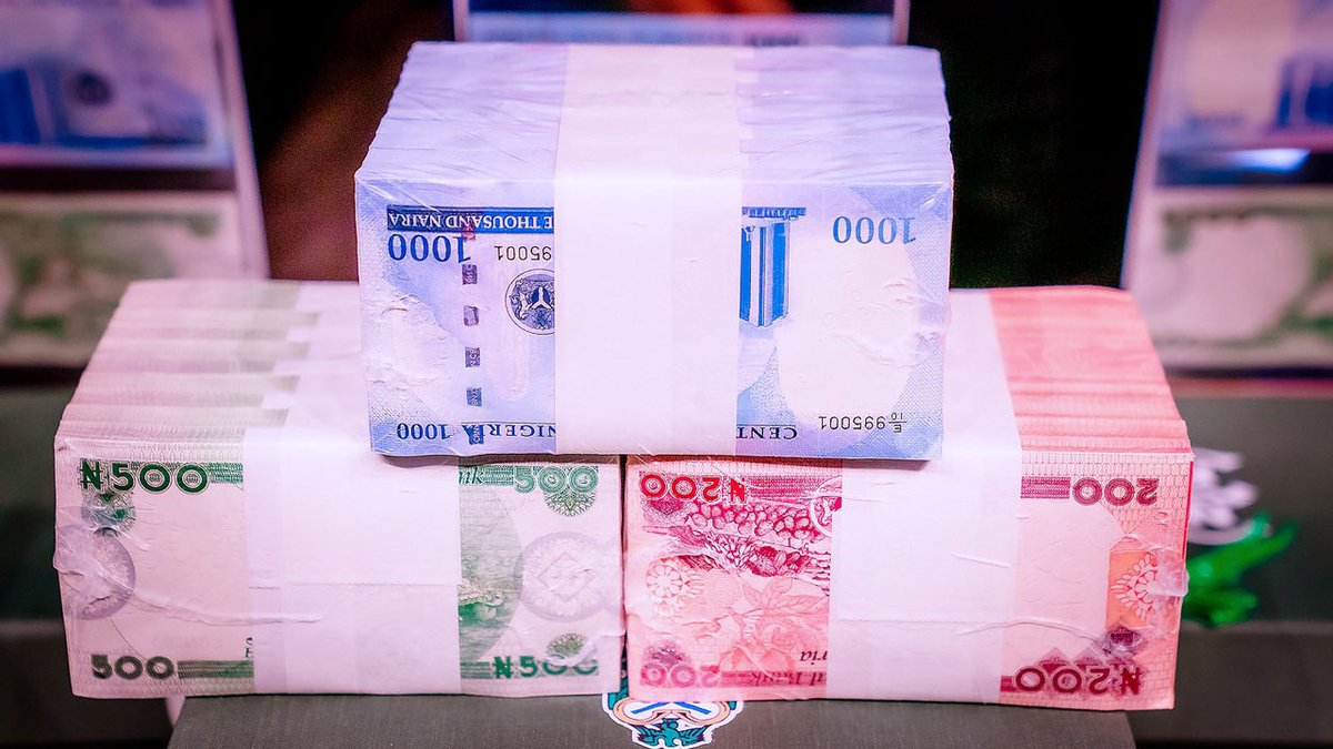iam_samedoho's tweet photo. The CBN cashless policy is a crucial step in fighting corruption in Nigeria. It reduces the risk of illegal financial activities and encourages transparency in transactions. #CBNcashlesspolicy https://t.co/g9yziQdVMb