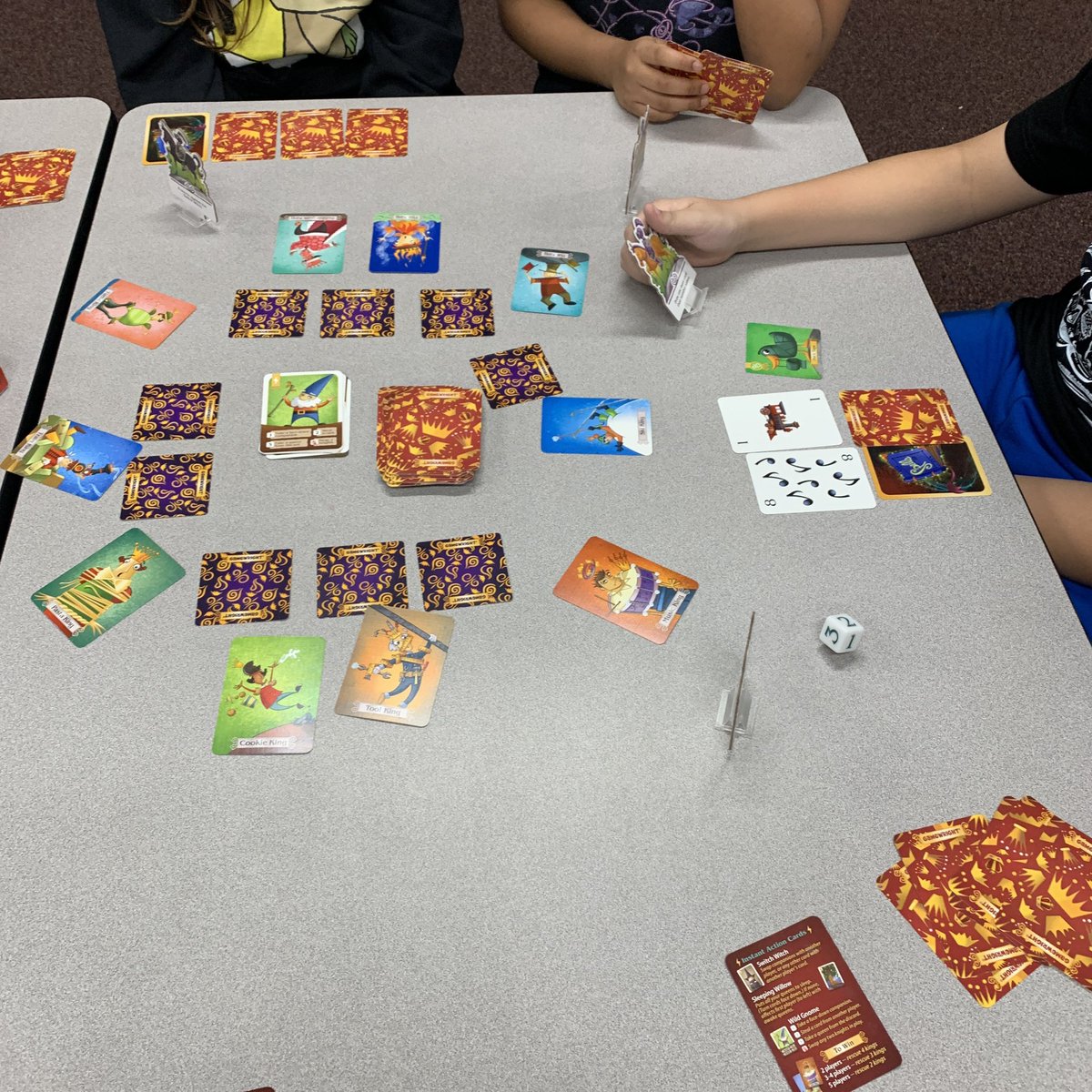 carolynvibbert's tweet image. . @Cabrera_RY and I usually learn new games first for Game Club but after picking up Sleeping Queens 2 at PAXU we sent this one home with one of our students to learn. Kids have now played for weeks and I’m the new one for a change! @Gamewright #GameToLearn #GamingInLibraries
