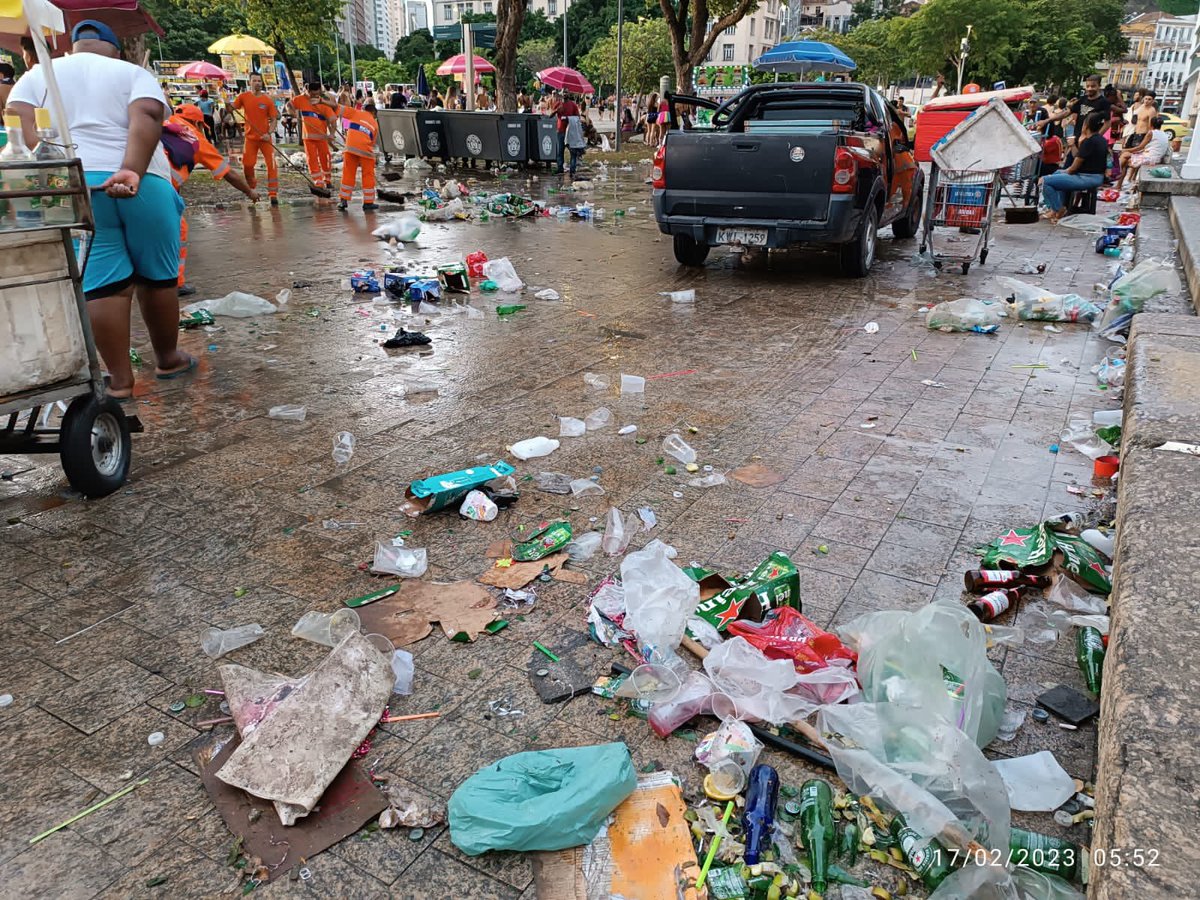 Eduardo Paes tweet media