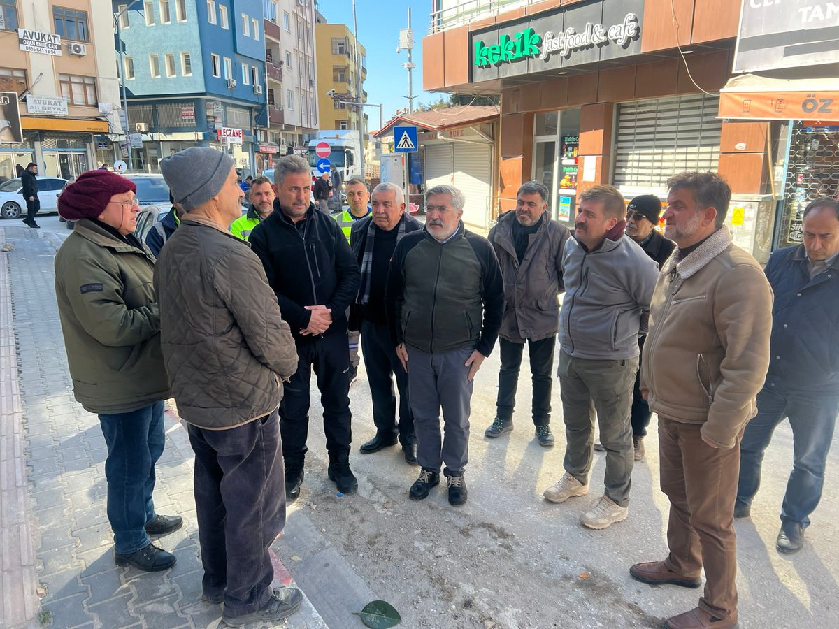 igdirvaliligi's tweet photo. Biriz, beraberiz…

Bu zor günleri tek yürek hep birlikte atlatacağız.

📍Hatay, Samandağ https://t.co/cHTsxUzHb2