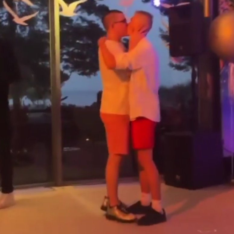 крылатая on Twitter: "я всё ещё обожаю то, что у нас есть момент, когда ...