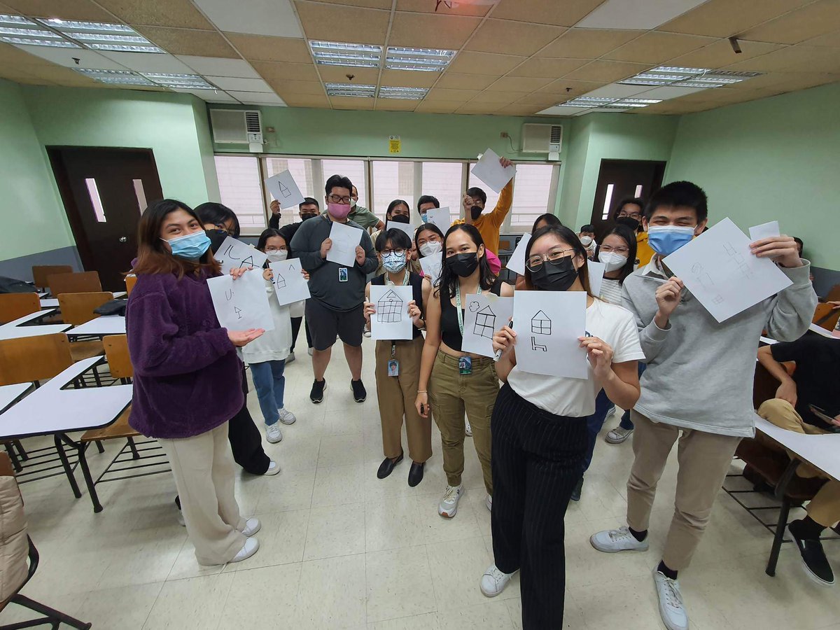 EmigsJ's tweet image. Happy!