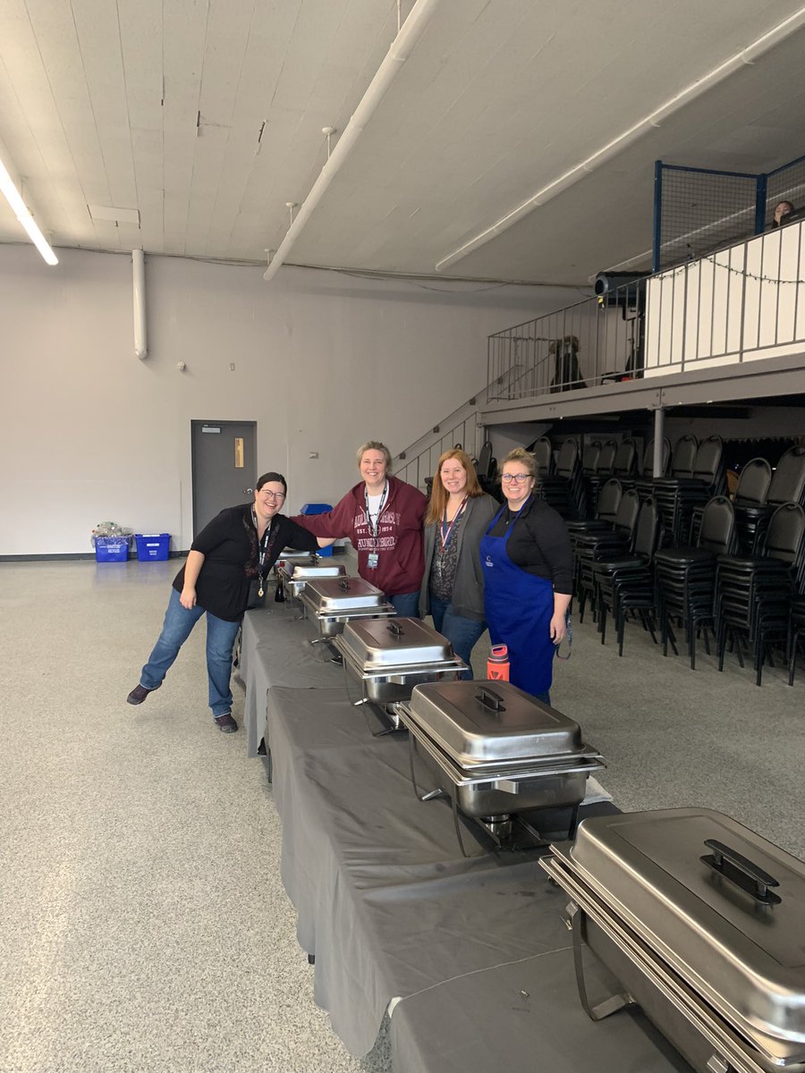 CobbGriffin's tweet photo. PJ staff in early this morning getting ready for our Grad breakfast. #PJThunderbirds @PJCSC @GEDSB https://t.co/T5iq640ewF