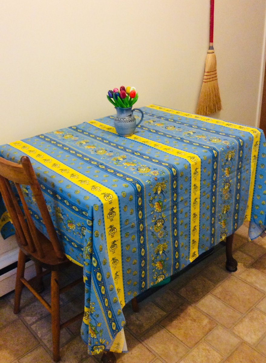 GothicGlass's tweet image. CA$69.00
Cozy home table runners Vintage Cottage Core Tablecloth Maison Ungava Collection Vintage Vigo Canada #tablerunners #tablelinens #tableclothes #easterdecor #easterdinnertable #easterdinner #etsyeastergifts #weddinggifts #vintagelinens