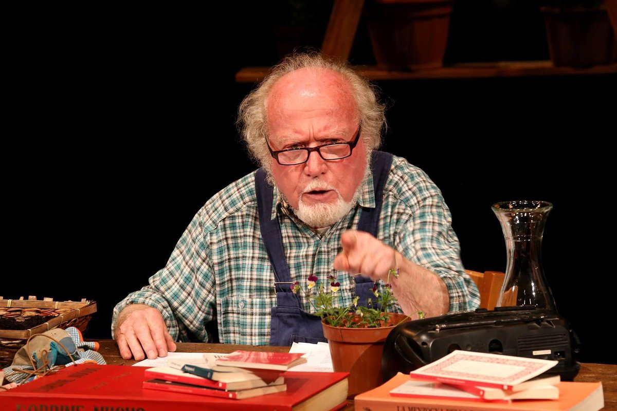 EmilioTargia's tweet photo. #lallo Ciao, #giancarloilari. Anima grande di #parma. I tuoi occhi, la tua voce. Le tue parole, la tua luce. I tuoi racconti, il tuo teatro, la tua integrita’. Roba che resta. Per sempre Grazie ❤️ @TeatroDueParma https://t.co/44886qbQKw