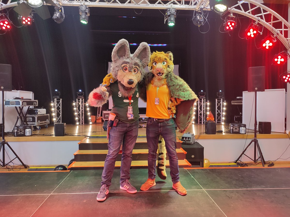 NormandiFurs's tweet photo. Faites attention aux guerriers de la FCD4 !
#normandifurs #furcalvadance https://t.co/z58MQaEBry