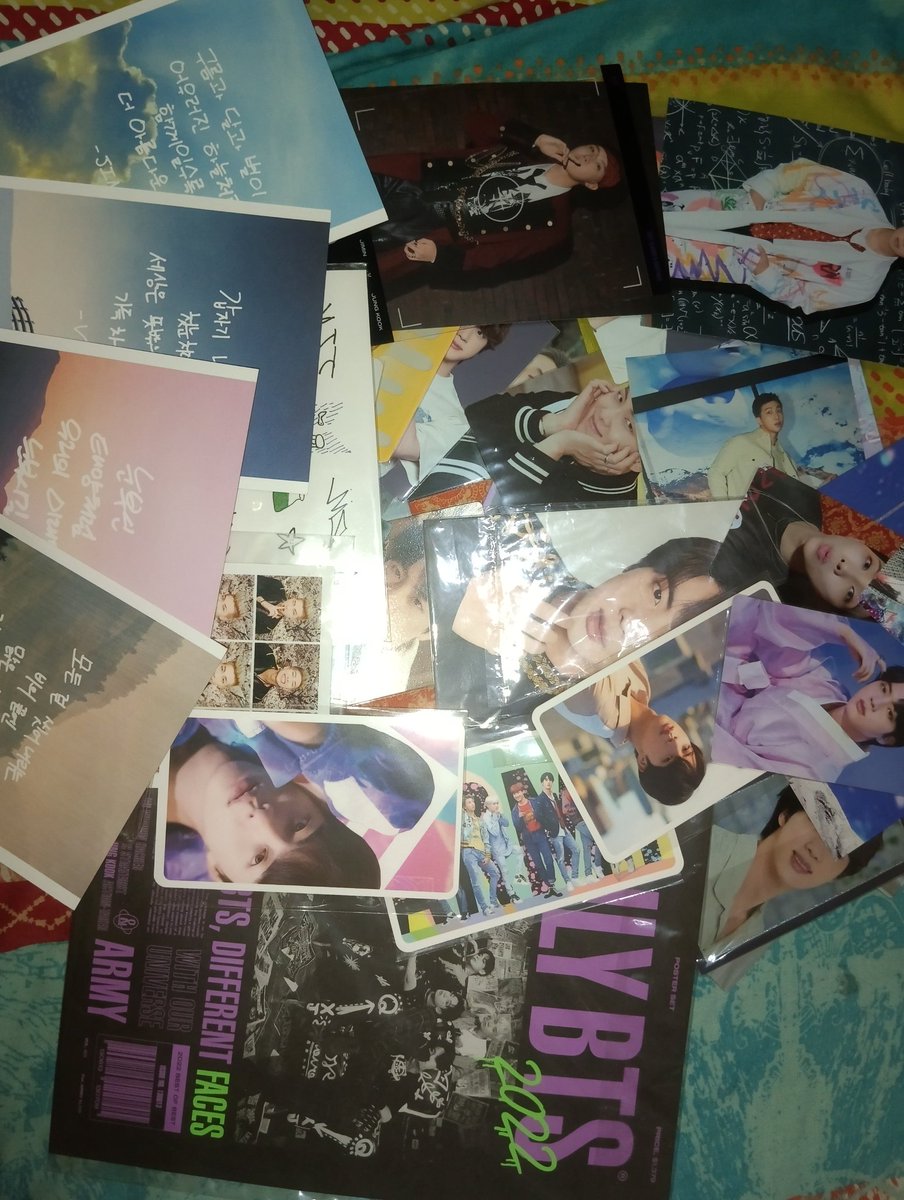 gulajutek's tweet photo. [Help RT &amp; Like]
Haii, aku mau lelang ini. Ada yang start 1K kira kira ada yang mau gak ya? Aku udh stop collect dan gapunya binder jadi sayang bgt🥲 tapi ini semua good condi kok https://t.co/6FUOUywEaw