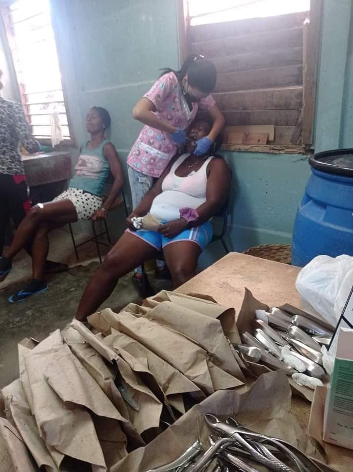 DeGuille22's tweet photo. @KatrinaDeCuba @Reylope13 @Giro5O @cuba_bolivia @reyes_medinilla @EVilluendasC @H_Cubana @Robe_SanBlas Letrina te enterasteis de los 10 niños muertos en Cuba por la condiciones paupérrimas de los hospitales producto de la poca higiene y la desnutrición de sus madres , pero eso no lo comentas , solo una pregunta cuánto va a costar la atención de esos 30 niños a los turcos ? https://t.co/6jNxkW4FTZ