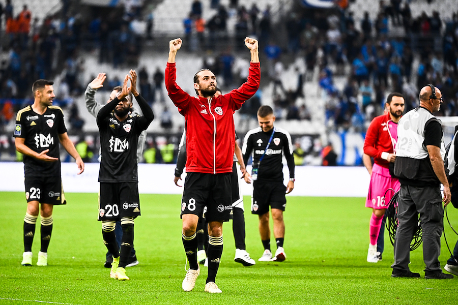 ACAjaccio's tweet photo. 🎙️ Retrouvez l'interview de notre milieu de terrain et capitaine @Vincent_M19 pour @sofoot 👇
 
https://t.co/DQatpQlTNY https://t.co/BxTKEQ9bSC