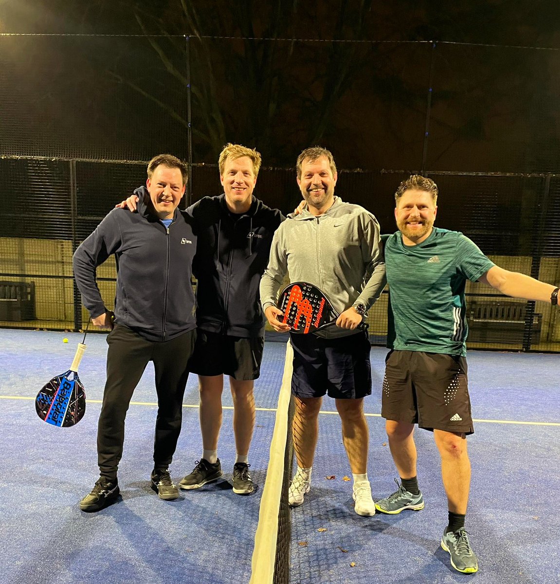DfdsB's tweet photo. Here is a flashback of yesterday's padel play🎾

This is how we at DFDS Belgium turn regular "afterwork" into sport and fun!

Want to join the next one?

Check out our recent job vacancies:
https://t.co/3jaKTu6sGa

#DFDS #wemoveforalltogrow https://t.co/BfjZ5EDggM