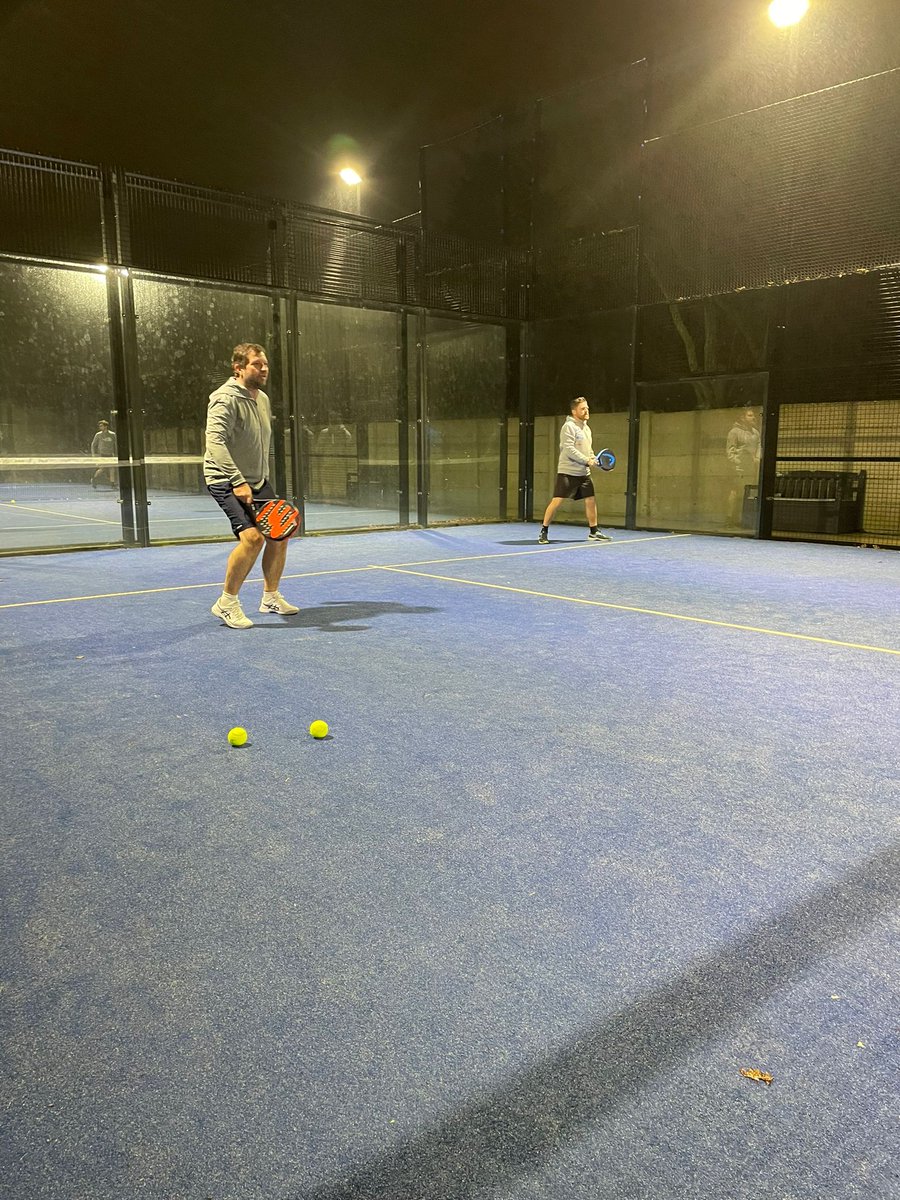 Here is a flashback of yesterday's padel play🎾

This is how we at DFDS Belgium turn regular "afterwork" into sport and fun!

Want to join the next one?

Check out our recent job vacancies:
lnkd.in/esCqKtAX

#DFDS #wemoveforalltogrow