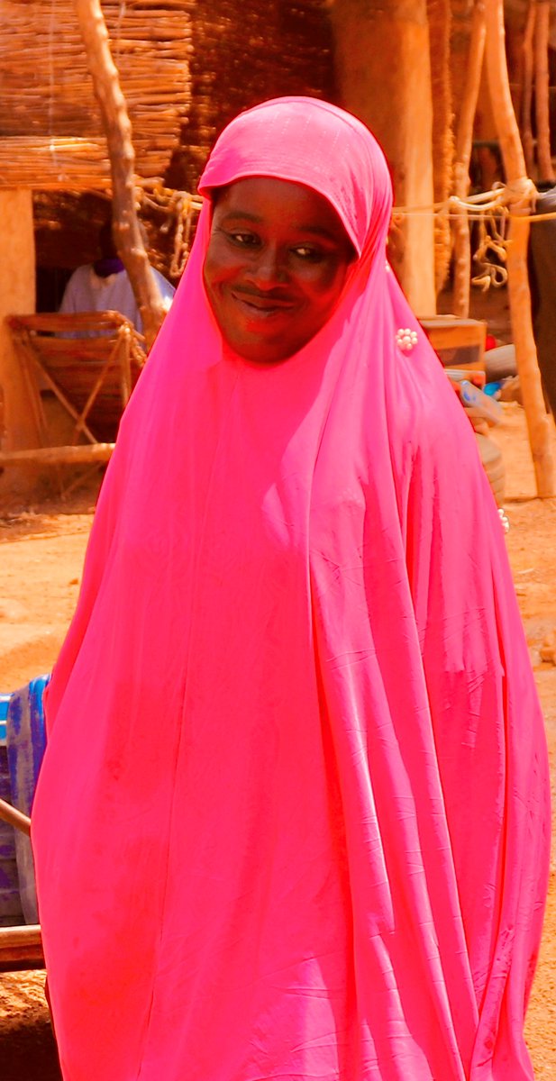 meier_matias's tweet photo. Avec les problèmes dans le monde et au plus haut niveau des besoins humanitaires mondiaux jamais atteints, apprécions ce à koi l’investissement ds l’humanité peut conduire : regardez ce sourire rendu possible grâce aux efforts conjoints de @UEauMali 🇪🇺 et de @RESCUEorg au #Mali🇲🇱 https://t.co/MuuvlePvyk