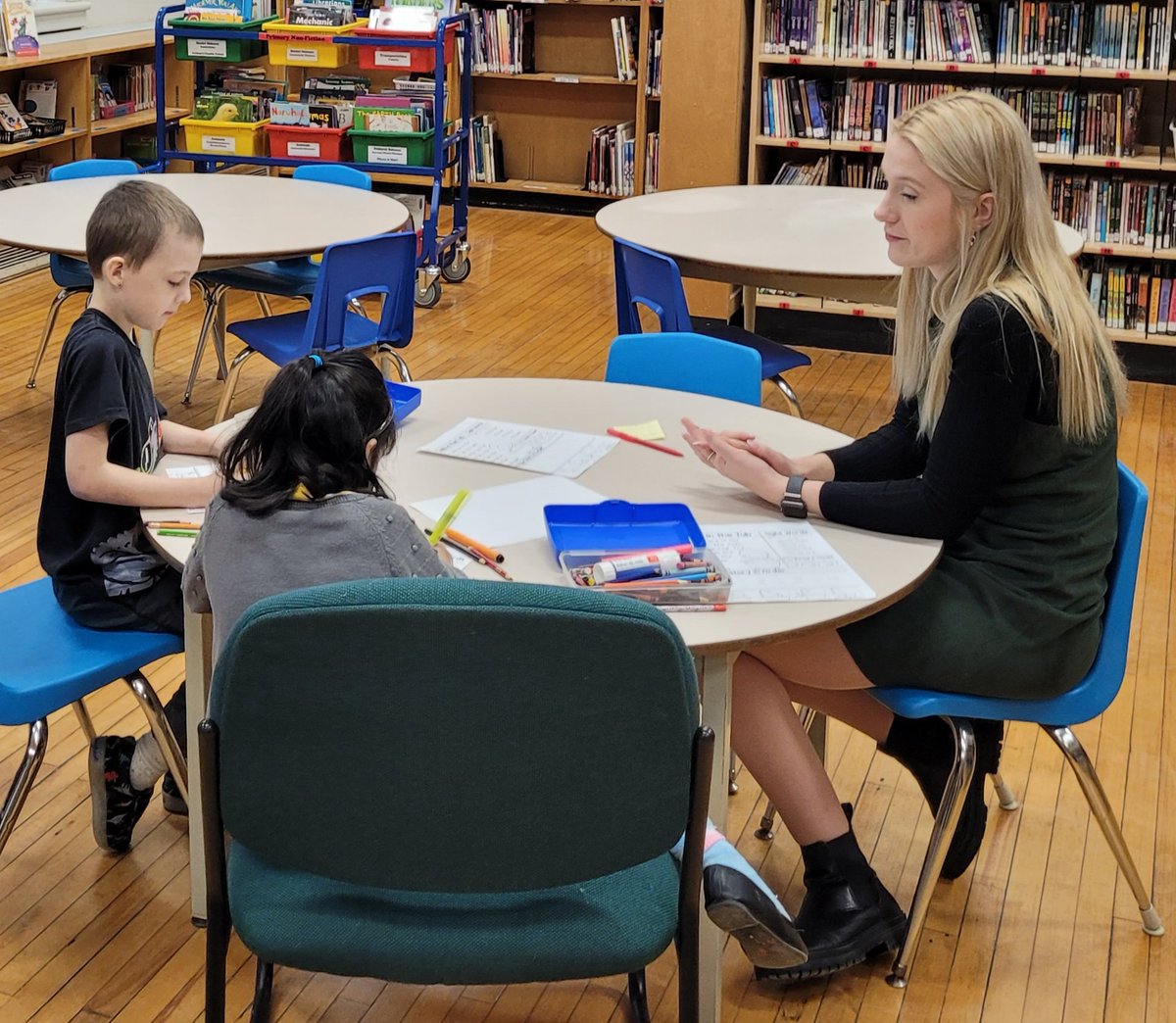 Sharon Nielsen tweet media