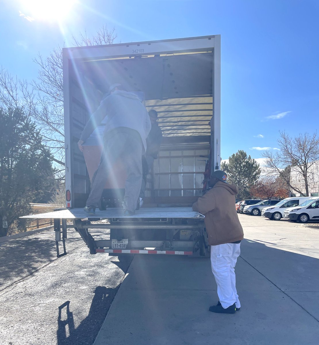 BestDenverMover's tweet photo. Shop local with #RoadScholarsMoving. Our #DenverMovers have 30+ yrs of experience, customer service &amp; offer peace of mind during your move. We’re dedicated to a smooth &amp; safe relocation. https://t.co/DvBm0L4FXE

#DenverMovingCompany #Denver #DenverMoving #DenverLocal #LocalMovers https://t.co/WqUzwLOABT