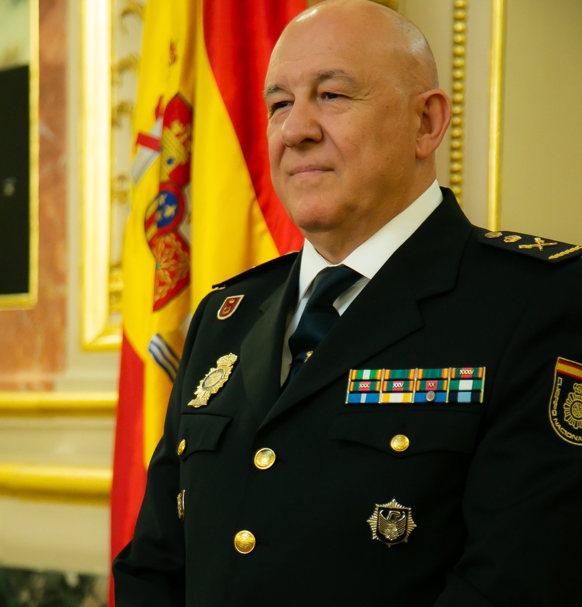 ClubEncuentroMB's tweet photo. Entre los servicios mas relevantes del Jefe Superior de Policía de la CV destacan sus labores antiterroristas en el Grupo III de GRAPO en la Brigada Regional de Información de la JSP Cataluña.

Jorge Manuel Marti hablará sobre el cambio de paradigma en la seguridad en 2023. https://t.co/MFusY7dp32