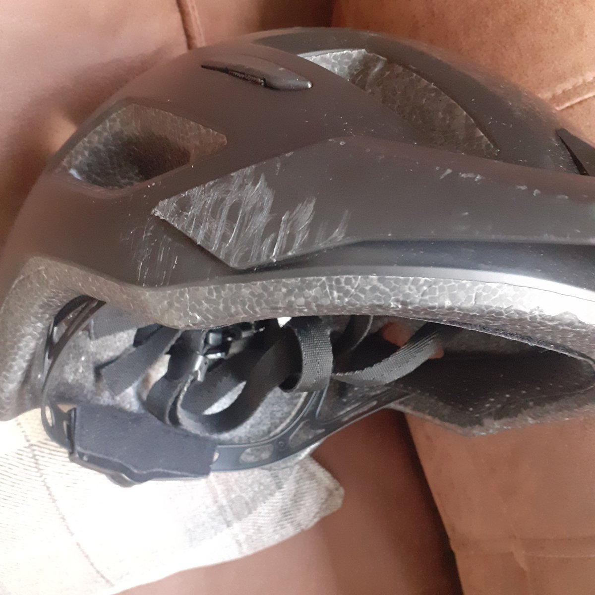 Jo Thoenes tweet media