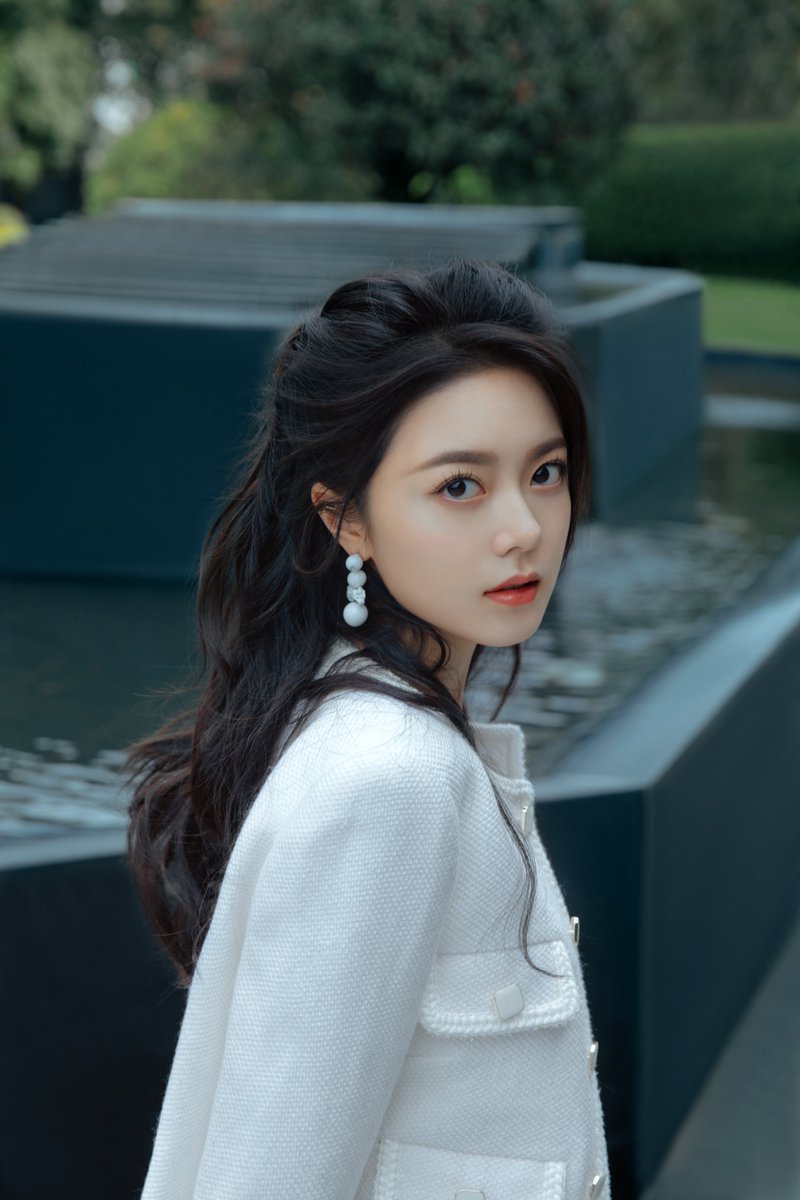 #赵今麦 长大了 被我忽视了的潜力股 #赵今麦 丝袜有瘾（明星丝袜，素人丝袜，接投稿，） @mxfenxiang