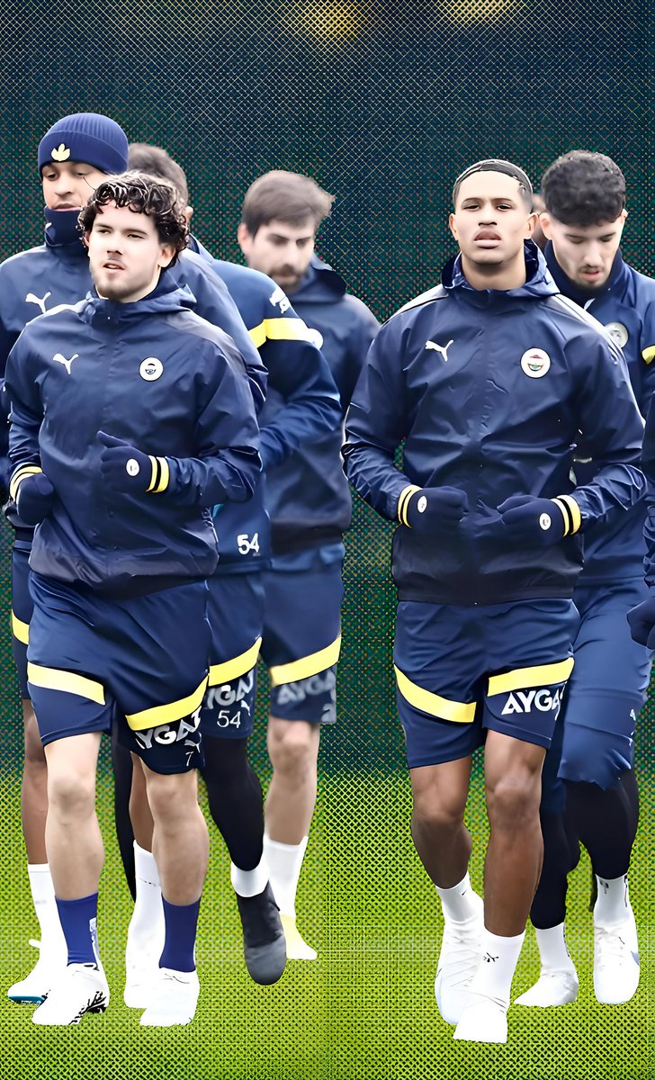 srilcvrt1's tweet photo. Görmesende bir kenarda bir köşede varlar! 💛💙 https://t.co/K1sYR4vnw2
