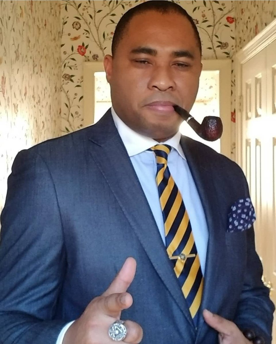 AmbWarsame's tweet photo. We call them #FakeSSC some people connected to this Nigerian scam artist, on some low IQ uneducated . Twitter hired mercenary clannish clowns ๐คก are undermining #SSC #Khaaruma and the #NN #CBB Coalition fight against injustice in Northern #Somalia ๐ธ๐ด they have been focusing and creating division of the Somalis #NN #CBB #Jamaahirta .
How much longer will we put up with them as #NN #CBB Leader and real Somali Patriot. I had enough โ.
I highly recommend those who claim They are the leaders of #SSC Northern Somali region community cleaning up their mess. Cc @awdal_waaye #Somalia