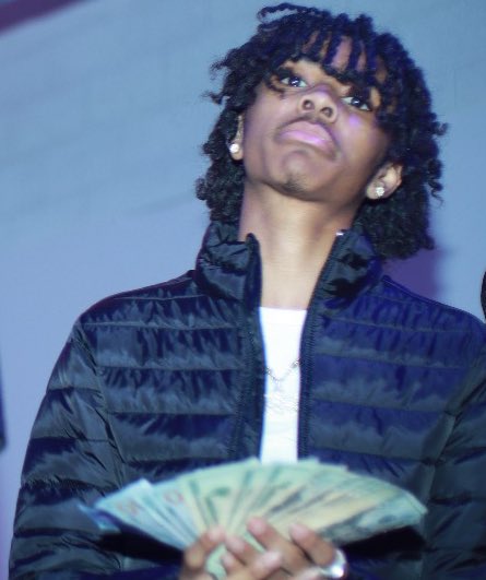 auricr3ativ's tweet image. Luh Flip x VIP out now 🦅💙
#LLFLIP #FORMYBROTHERIWILL

music.apple.com/us/album/v-i-p…