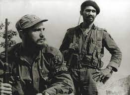 "Ante el llamado enemigo a la rendición, lanzó aquella lapidaria y corajuda frase, inscrita en la historia: “Aquí no se rinde nadie…” Gloria Eterna para nuestro querido Comandante Juan Almeida Bosque.
#MejorEsPosible 
#Artemisa