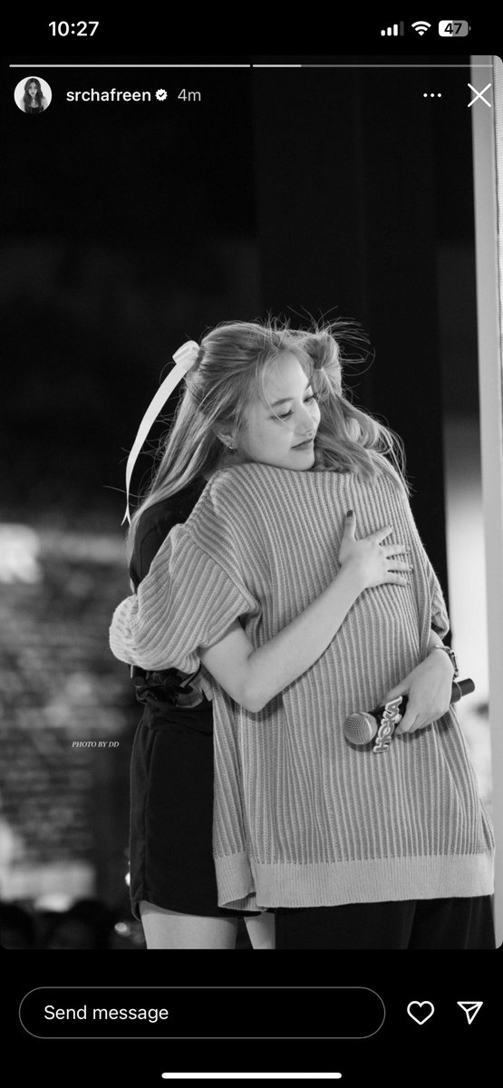 ren on Twitter "freen posting this pic of her and becky means a lot 