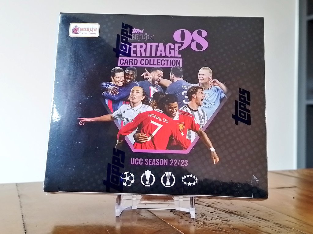 CardsKeir's tweet photo. Breaking this later #Topps #Merlin98 #tradingcards https://t.co/ku2L5Zll3U