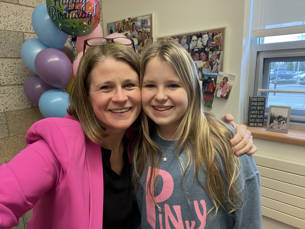 Annette Sweeney tweet media