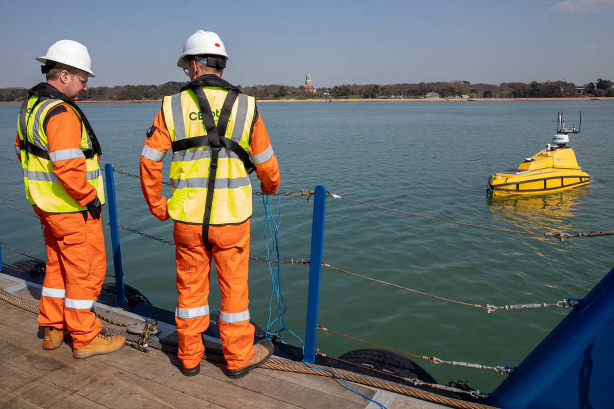 #FeelGoodFriday Looking back at the first MASS Certified Remote Operator Training Course that #SeaBotMaritime devised and delivered - watch the video and find out how it delivers value
> seabotmaritime.com
#MaritimeTraining #Maritime #MASSTraining #InnovativeChangeManagement